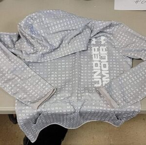 Under Armour Sweatshirt